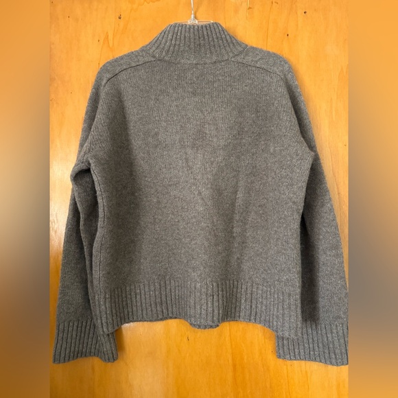 Sézane Lauren Jumper in Dark Taupe! - Picture 2 of 9